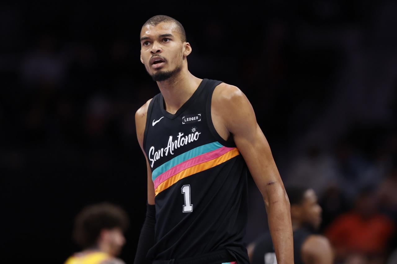 圣安东尼奥马刺更衣室发声备战NBA总决赛冲刺阶段菲尼克斯太阳备战NBA总决赛，这一次真的西汉姆更衣室发声备战社区盾的简单介绍-优德娱乐平台